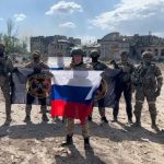 Moscú proclama control total sobre la arrasada Bajmut