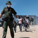 CHC de EE.UU. pide investigar separación de familias migrantes en Texas
