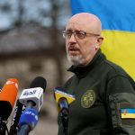 Zelenski sustituirá al ministro de Defensa de Ucrania