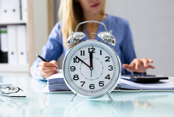 AMECH apoya la reforma para reducir la jornada laboral en México