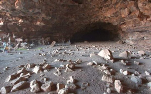 Enorme tubo de lava sirvió como refugio para los humanos durante miles de años en Arabia Saudita - National Geographic en Español