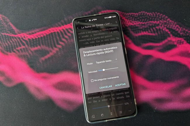 Llevo años leyendo libros en el móvil. Estas son las apps y los consejos que recomiendo para empezar a hacerlo