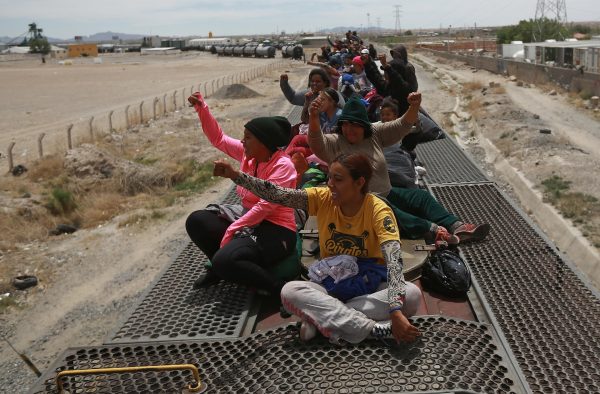 Migrantes llegarán cada vez más a la frontera entre México y Estados Unidos ante las presidenciales - El Diario NY
