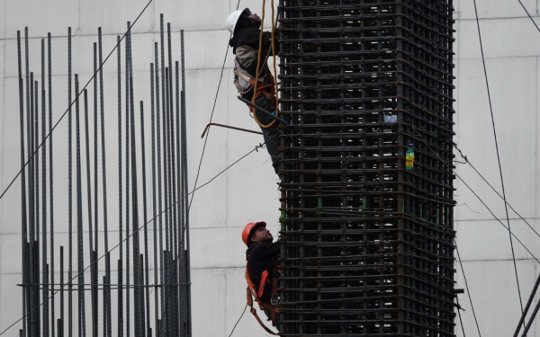 Siguen sin empleo 1.6 millones de personas