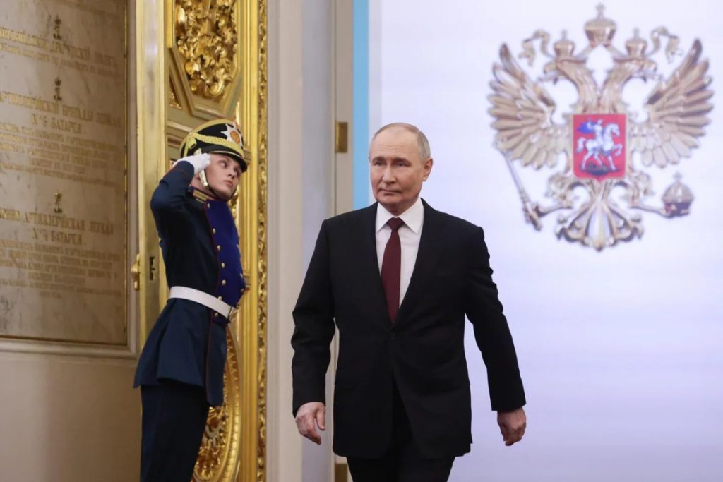 Vladimir Putin aterrizó en China para afianzar su relación con Xi Jinping - UHN Plus