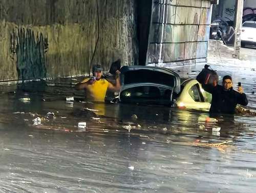 La Jornada: Astillero