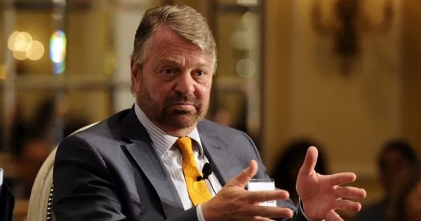 Castañeda se rinde ante triunfo de Sheinbaum, sugiere "llevar la fiesta en paz"