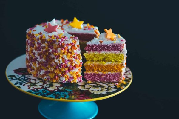 La sobrerrepresentación explicada con pasteles | Letras Libres