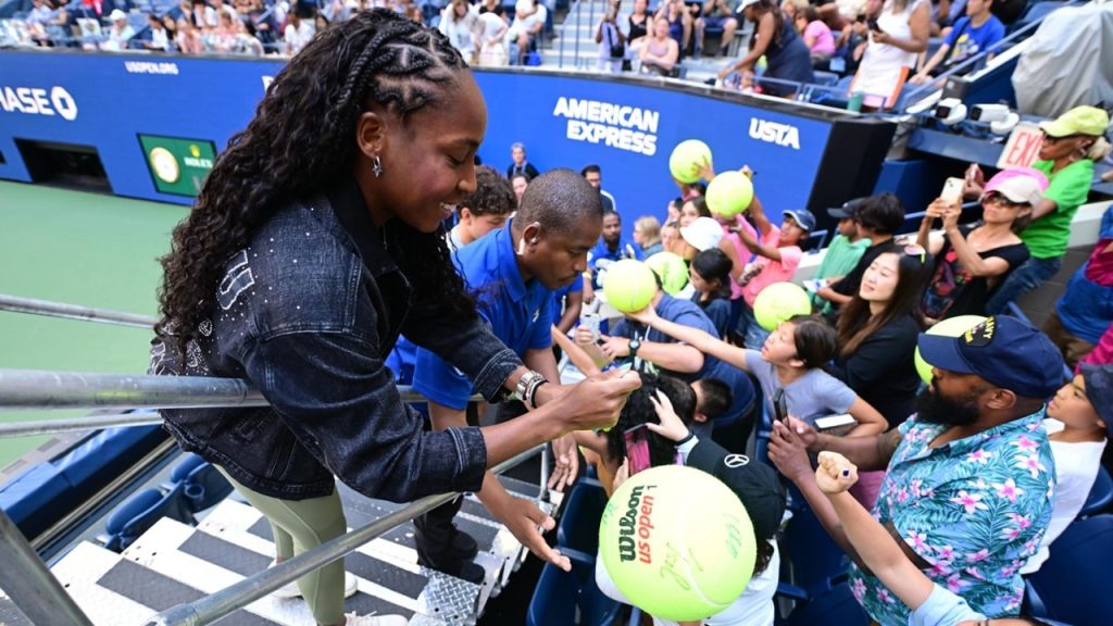 US Open: Coco Gauff, Aryna Sabalenka y Alexander Zverev avanzan a la tercera ronda