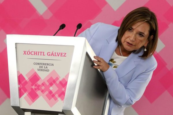 Xóchitl Gálvez no acepta la derrota y busca que SIDH sancione a AMLO
