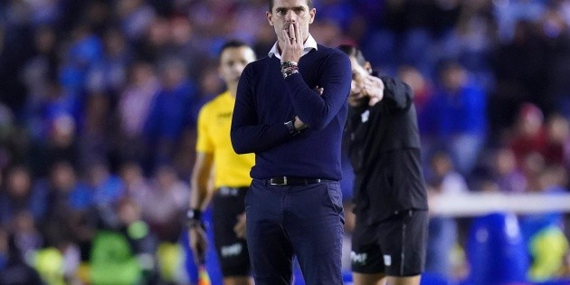 Chivas: El Estadio AKRON abuchea a Fernando Gago (VIDEO)