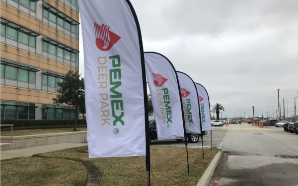 Dos personas muertas, el saldo preliminar por fuga de químicos en refinería Deer Park de Pemex