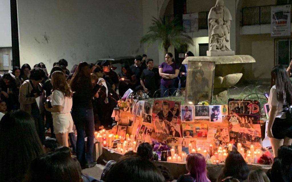 Hacen vigilia en Hermosillo en memoria de Liam Payne exintegrante de One Direction