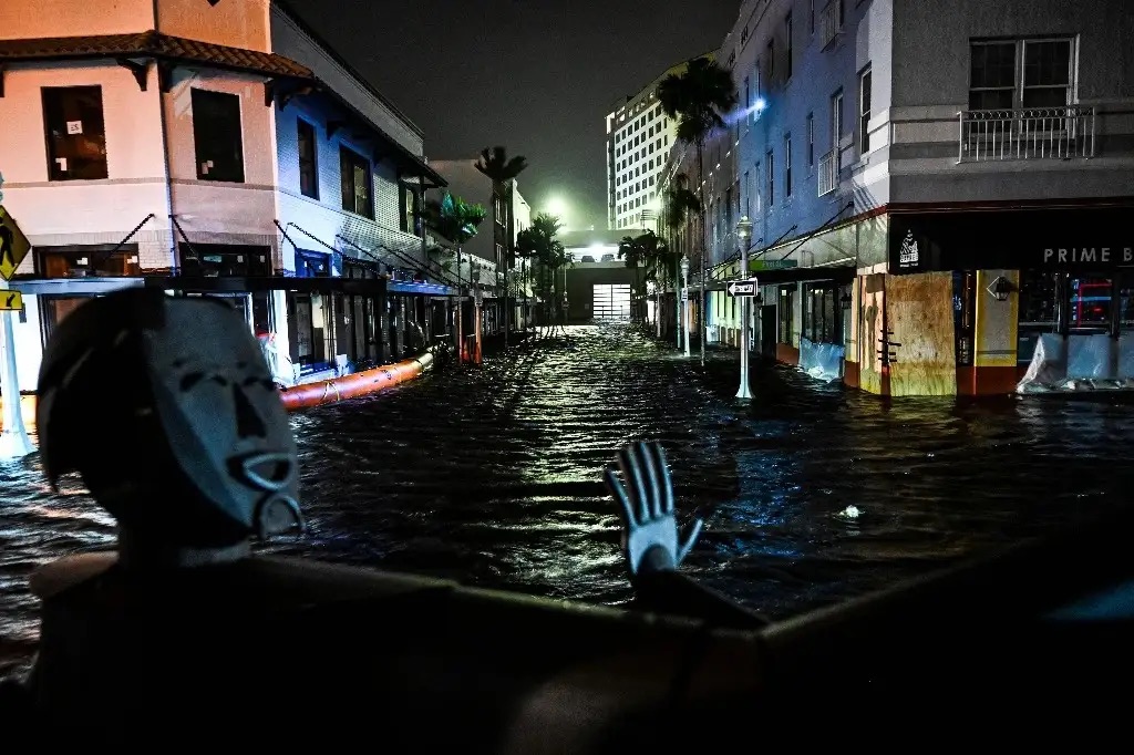 Impacto de ‘Milton’ deja sin luz a más de 1.5 millones en Florida | Radio Sonora