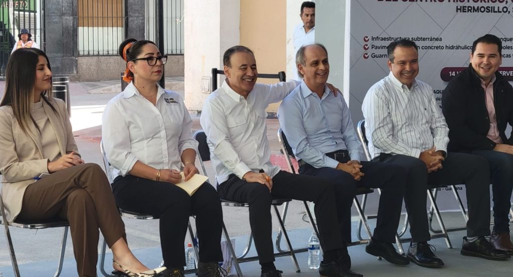 Inaugura Alfonso Durazo rehabilitación en el Centro de Hermosillo