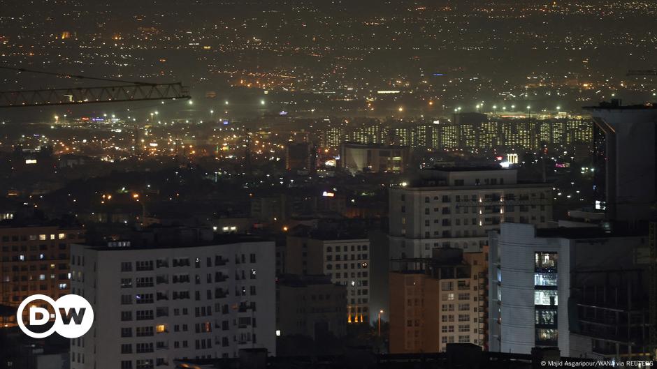 Irán reconoce "daños limitados" tras bombardeos de Israel