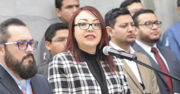 Jueza da a Sheinbaum 24 horas para eliminar la reforma judicial del DOF
