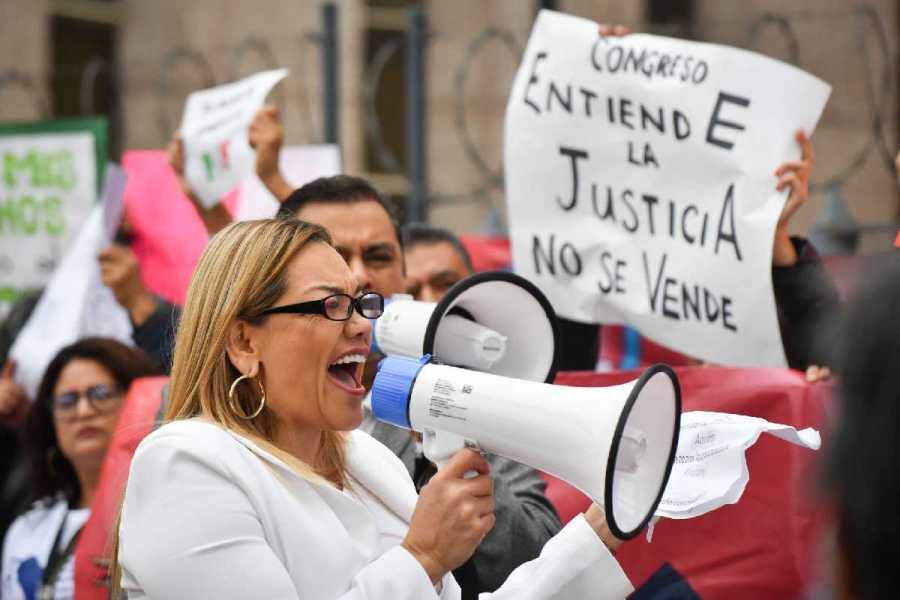 Jueza ordena a Sheinbaum eliminar publicación de reforma judicial - Elefante Blanco