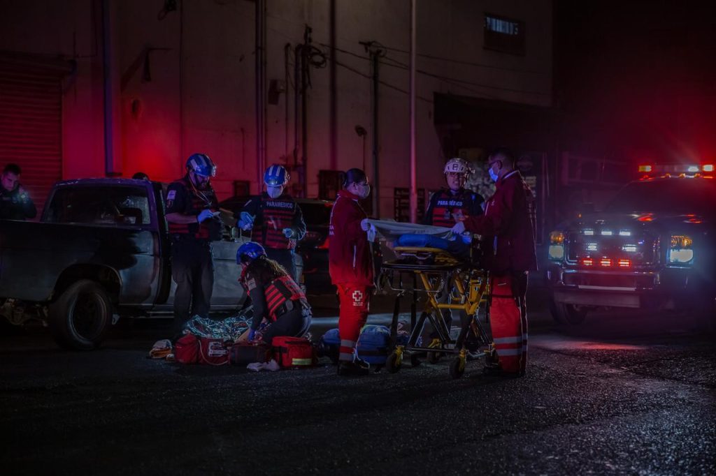 Les piden pasar corriente y luego les disparan en colonia Lomas
