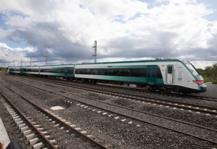 Prioridad del transporte ferroviario de pasajeros ya es constitucional
