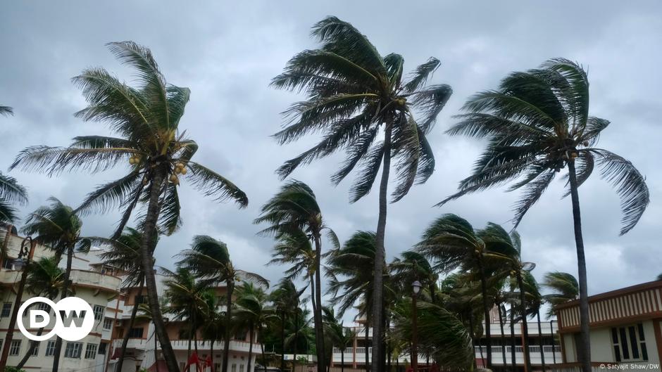 Reanudan vuelos en noreste de India tras llegada del ciclón Dana