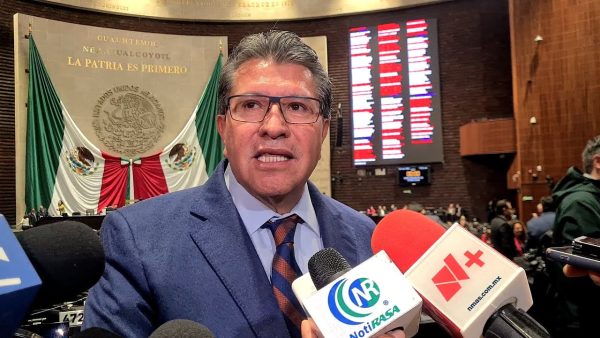 Reforma al artículo 28 constitucional recupera rectoría del Estado en materia de transporte ferroviario y privilegia transporte de pasajeros: Ricardo Monreal