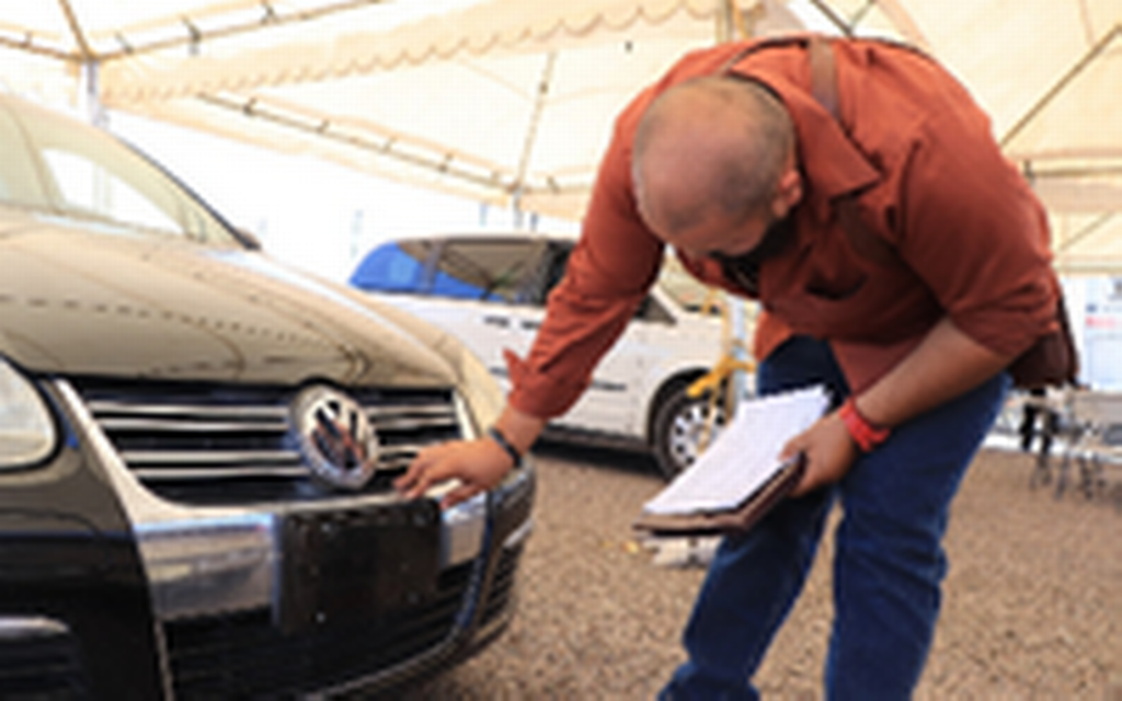 Regularización de 'autos chocolate' genera recursos para inversión de obra pública