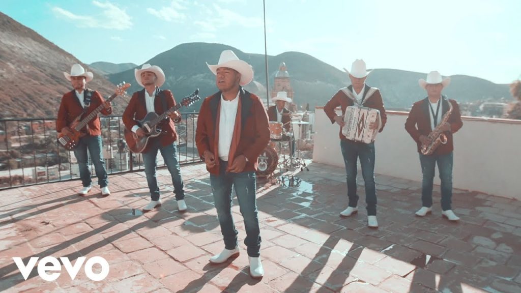 Ya casi toca fiesta de 25 años: reaparece Rubí, la famosa quinceañera de la fiesta