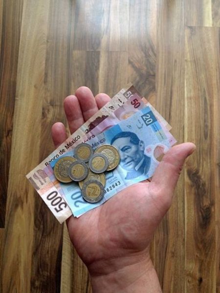 Aguinaldo 2024: ¿Cuánto dinero extra vas a recibir si ganas 10,000 pesos?