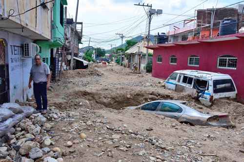Anuncia Sheinbaum 8 mil mdp más para reconstruir Acapulco