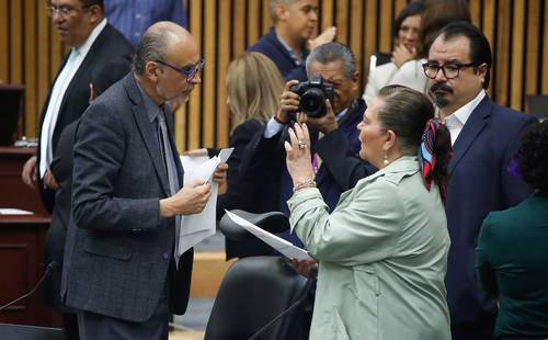 Candidata a la Secretaría Ejecutiva del INE, señalada por desvío de recursos