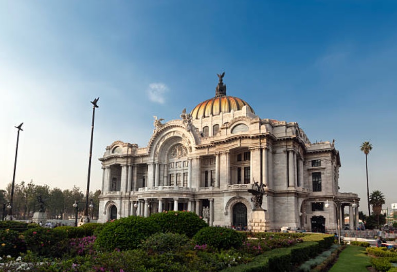 Claudia Sheinbum plantea aumento en el presupuesto de cultura