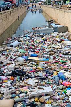 El país está listo para apoyar a España ante el desastre que sufre, afirma la mandataria