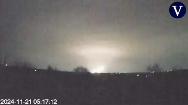 Irse tirando del mantel