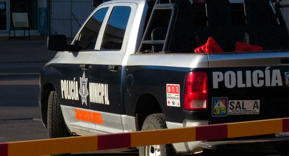 Lesionan de bala a policía municipal de San Ignacio Río Muerto, Sonora, tras quedar en fuego cruzado