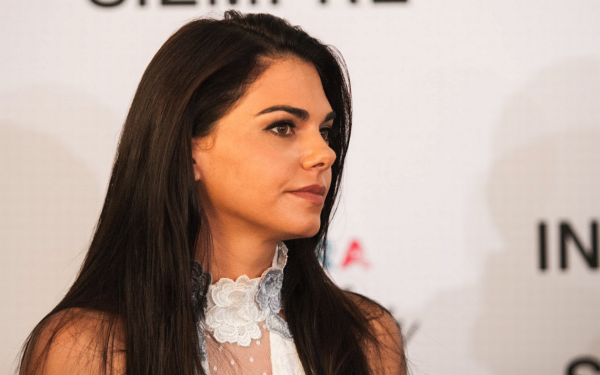 Livia Brito y Fernando Colunga hacen pareja en la telenovela Amanecer