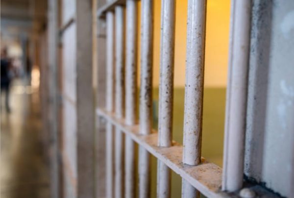 Polarizada discusión || Senado aprueba prisión preventiva para delitos de extorsión, fentanilo y falsificación