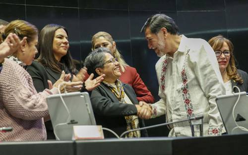 Raquel Buenrostro rinde protesta como titular de la Función Pública