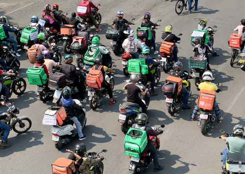 Avanza en el Senado seguro social por ley para trabajadores de apps