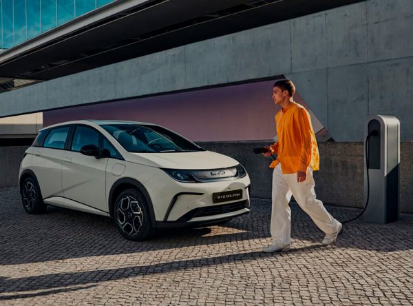 El crecimiento de BYD es imparable. Ahora está a las puertas de superar en ventas anuales a Ford y Honda