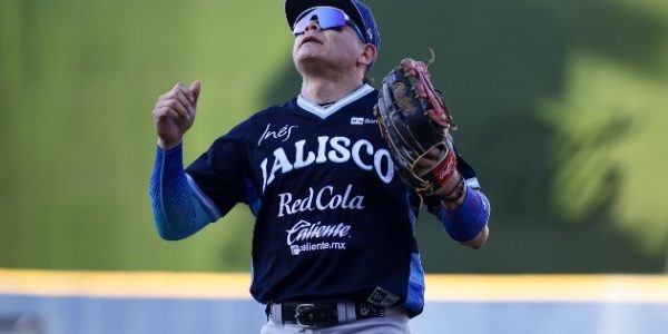 Errores cuestan caro a Charros en Mexicali; Águilas empatan la serie