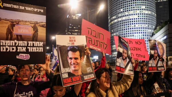 Hamás difunde un video de rehén estadounidense-israelí en Gaza