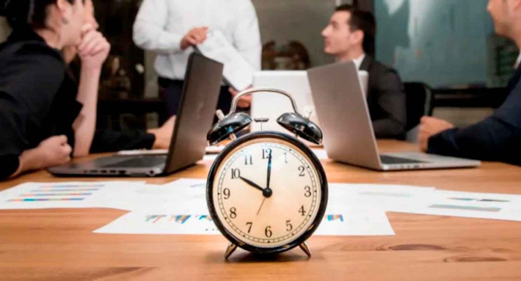 Sheinbaum anuncia mesas para discutir reducción de jornada laboral en México a 40 horas semanales