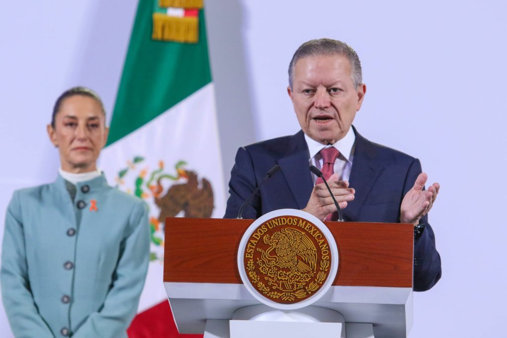 Zaldívar descarta duplicidad en registros para elección judicial