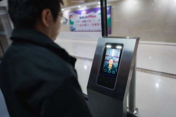 Alertan por fraude con reconocimiento facial; de esto se trata