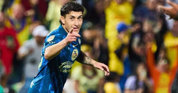 América humilla y golea a Santos con 'doblete' de Zendejas