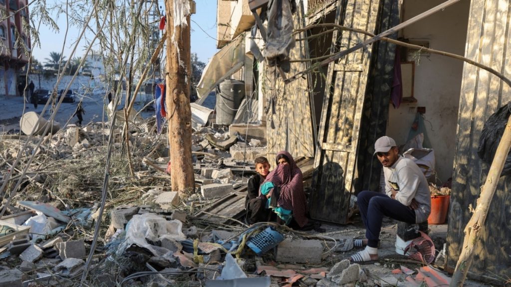 Biden pide un alto el fuego inmediato en una llamada con Netanyahu, dice la Casa Blanca