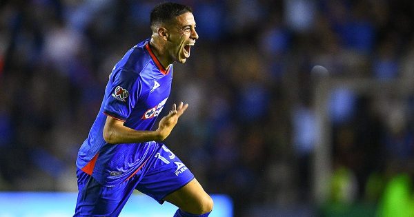 Camilo Cándido se despide emotivamente de Cruz Azul