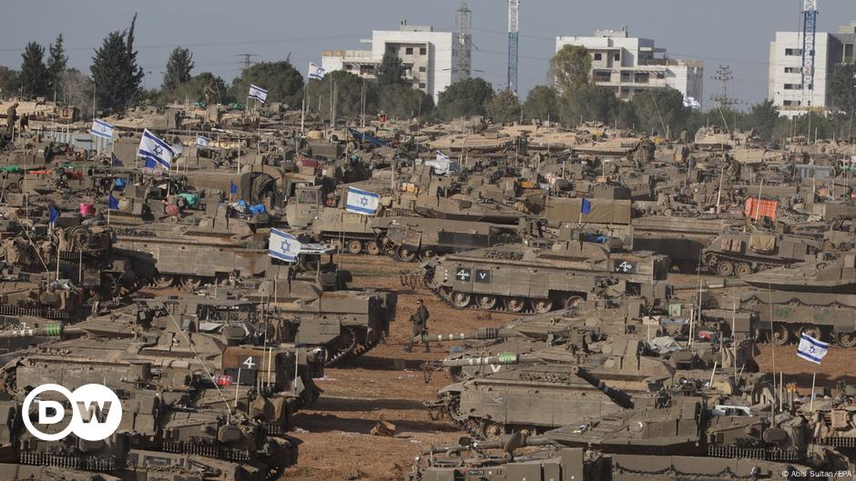 Ejército israelí continúa en Líbano vencido plazo de su retiro