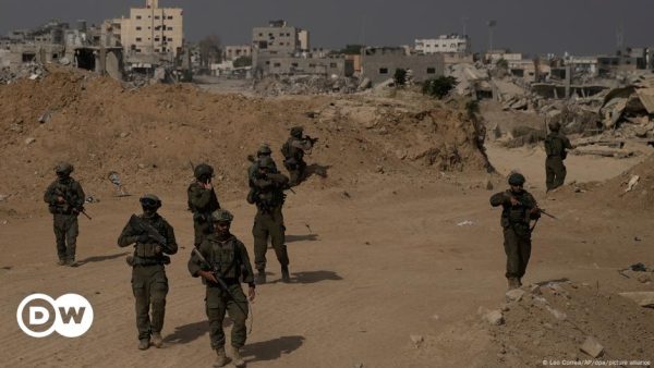 Israel ataca Gaza durante la hora prevista para la tregua